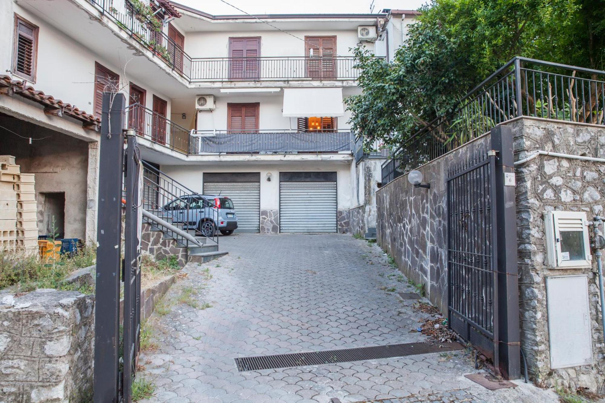 Il Borgo Degli Artisti Villa Montoro Inferiore Exterior photo